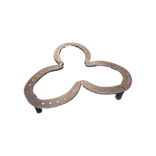 Rustic cast iron horseshoe - cast,