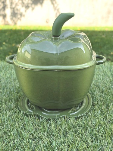 Technique cast iron - cast, enamel