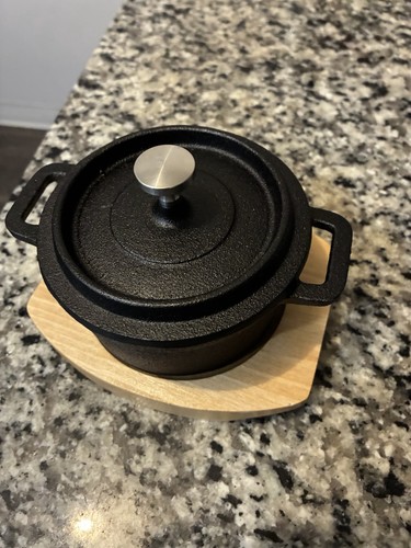 Mini cast iron dutch - dutch, pot