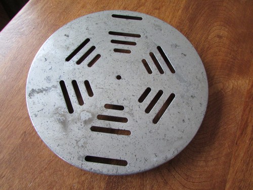 Vintage inch round aluminum - 7",